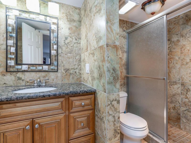 1407 Lake Shore Drive, Unit 139, Columbus, OH 43204 Photo 21