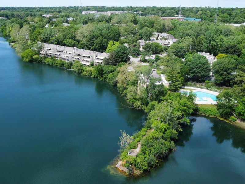 1407 Lake Shore Drive, Unit 139, Columbus, OH 43204 Photo 3