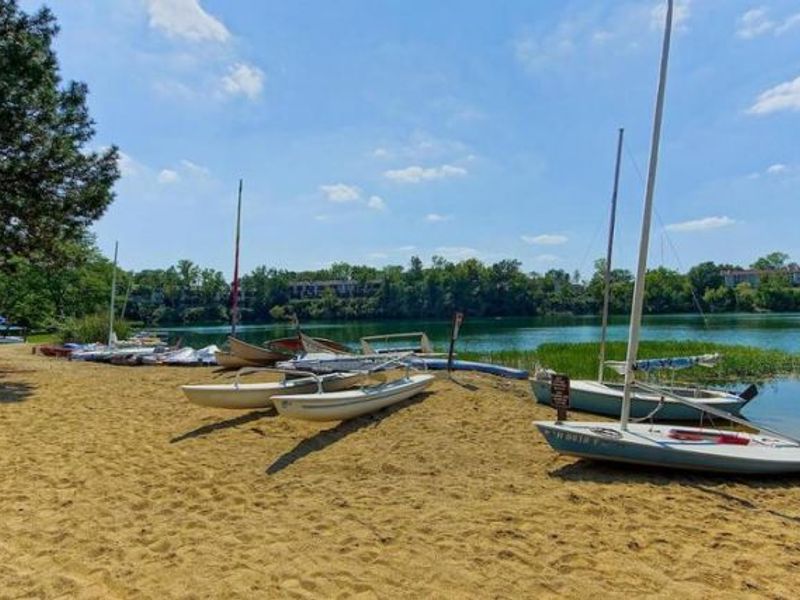 1407 Lake Shore Drive, Unit 139, Columbus, OH 43204 Photo 31