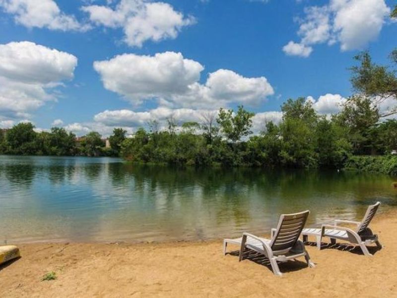 1407 Lake Shore Drive, Unit 139, Columbus, OH 43204 Photo 5