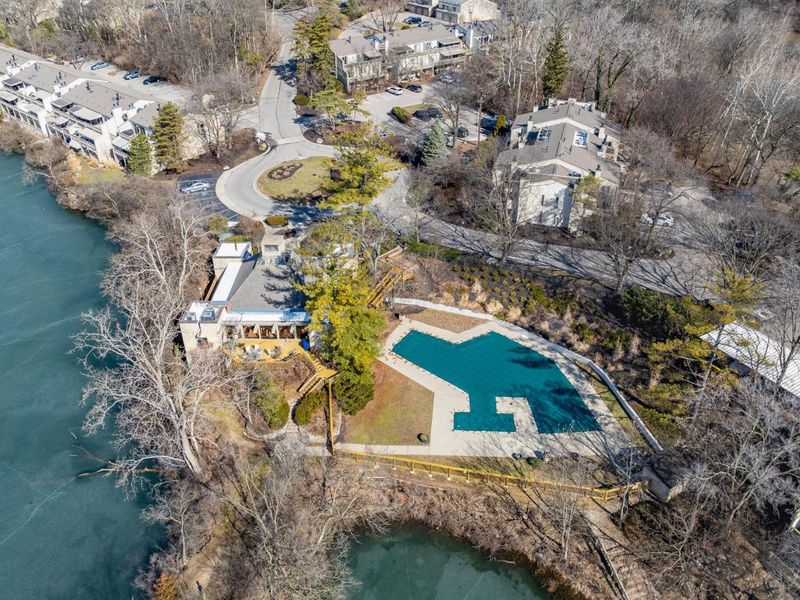 1407 Lake Shore Drive, Unit 139, Columbus, OH 43204 Photo 6