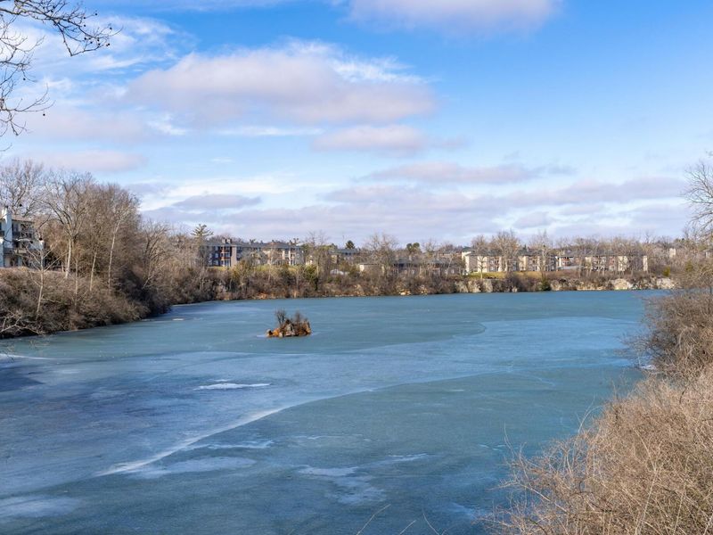 1407 Lake Shore Drive, Unit 139, Columbus, OH 43204 Photo 8