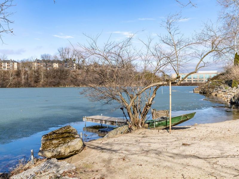 1407 Lake Shore Drive, Unit 139, Columbus, OH 43204 Photo 9