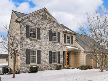 312 LAUREL OAK LANE, LANCASTER, PA 17602