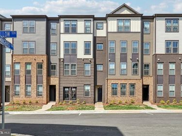 45916 SWALLOW TERRACE, STERLING, VA 20165