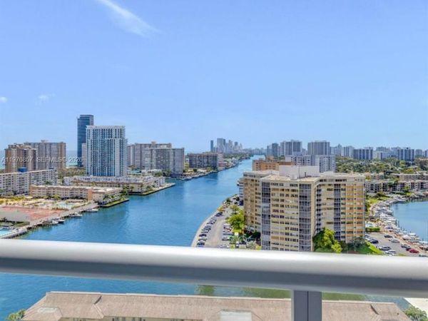 2602 E Hallandale Beach Blvd, Unit R3009, Hallandale Beach, FL 33009