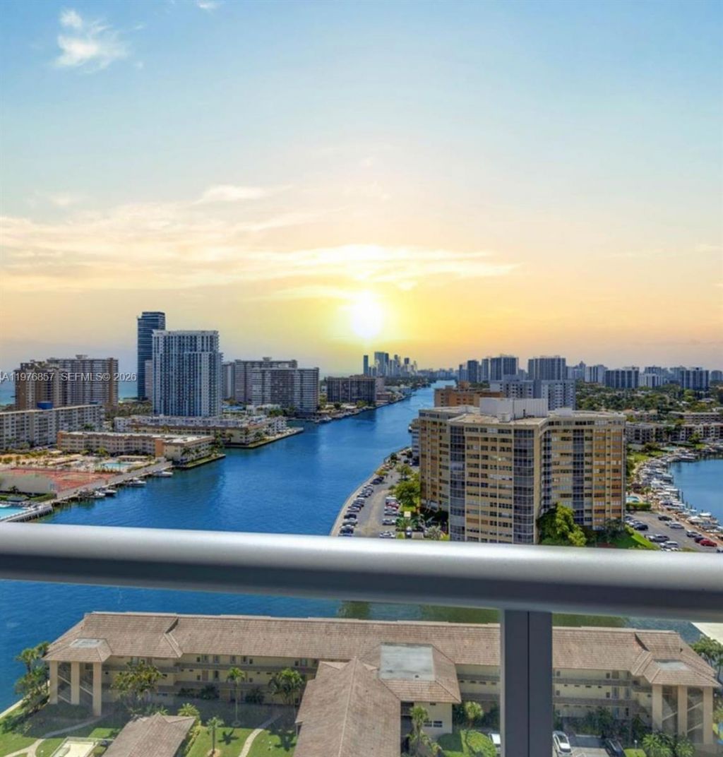 2602 E Hallandale Beach Blvd, Unit R3009, Hallandale Beach, FL 33009 Photo
