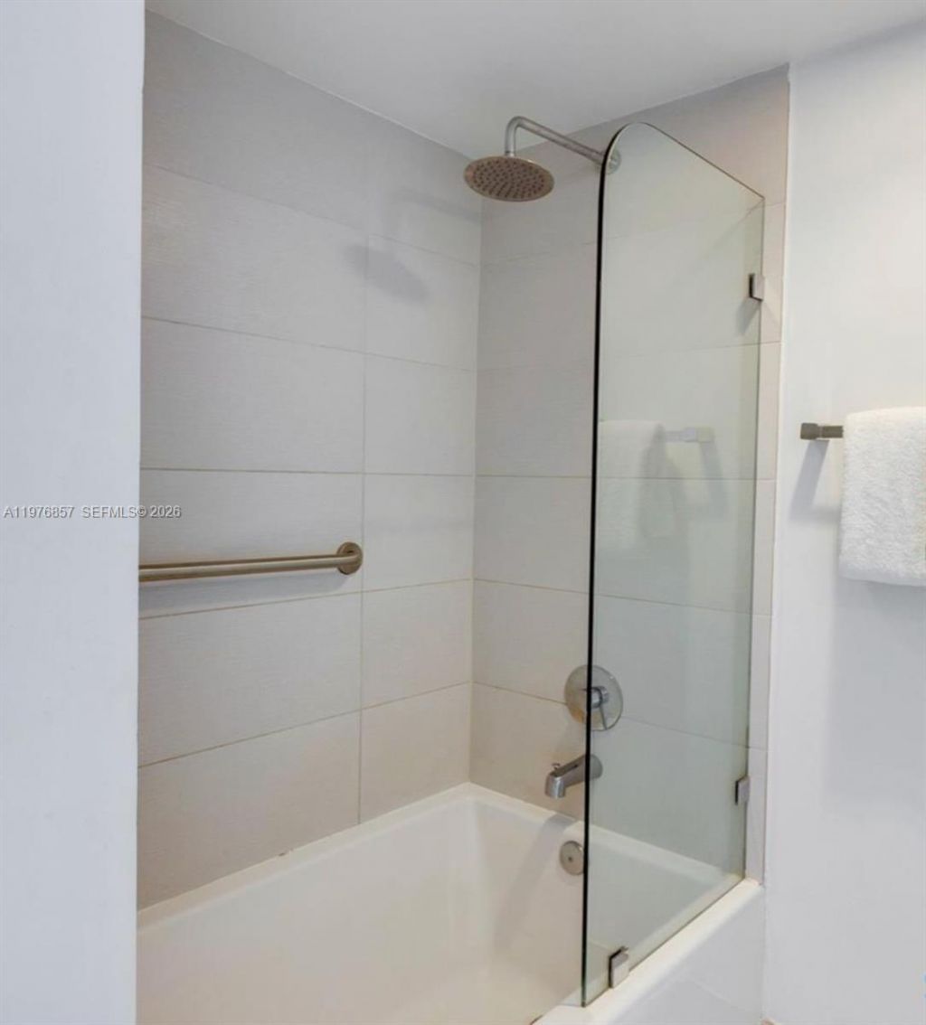 2602 E Hallandale Beach Blvd, Unit R3009, Hallandale Beach, FL 33009 Photo