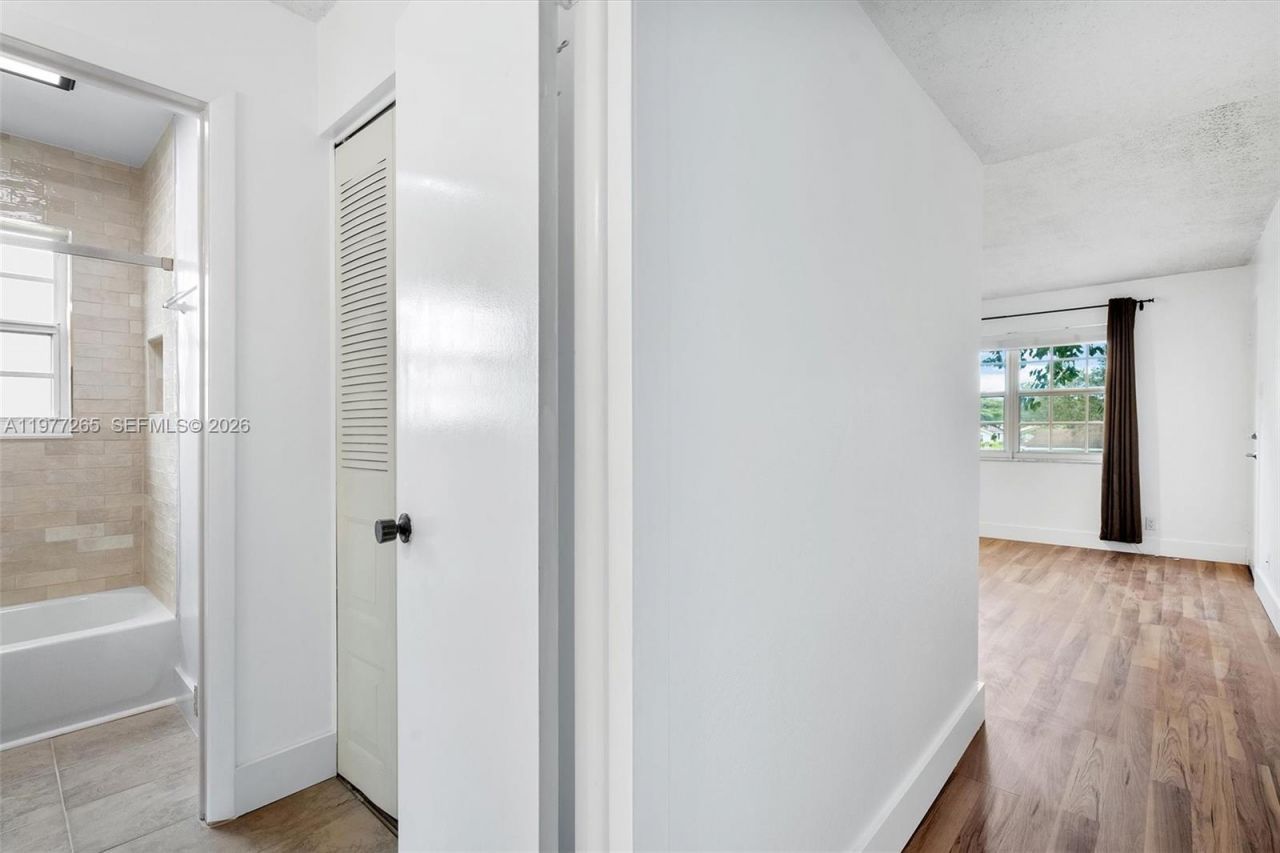 3660 Citrus Trce , Unit 4, Davie, FL 33328 Photo