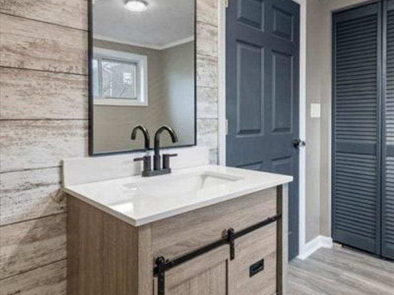 9050 Elm Street, Lakeview, OH 43331 Photo 19