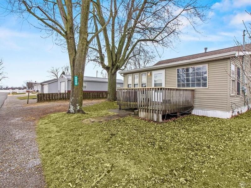 9050 Elm Street, Lakeview, OH 43331 Photo 3