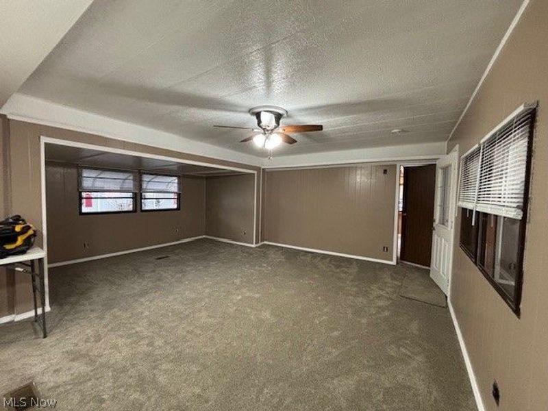 224 SE Windchaser Lane, New Philadelphia, OH 44663 Photo 4