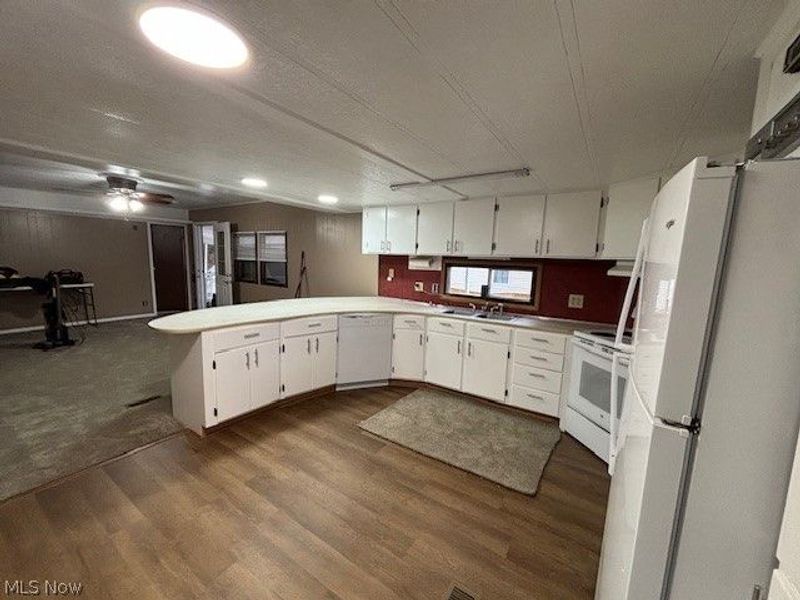 224 SE Windchaser Lane, New Philadelphia, OH 44663 Photo 6