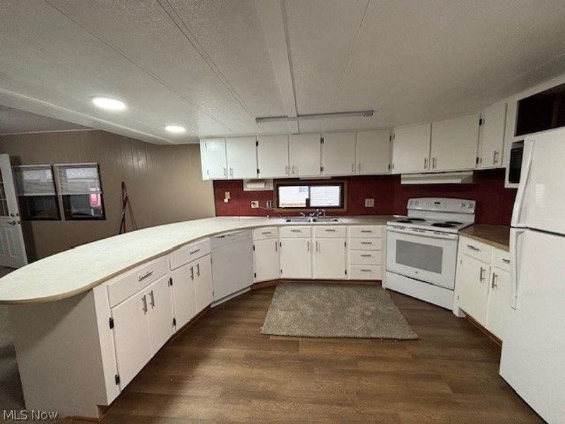 224 SE Windchaser Lane, New Philadelphia, OH 44663 Photo 7