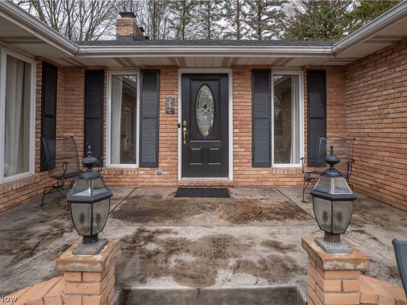 245 James Street SW, North Canton, OH 44720 Photo 3