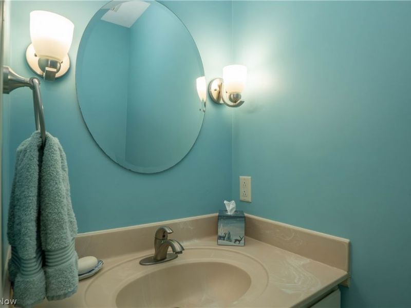 245 James Street SW, North Canton, OH 44720 Photo 35