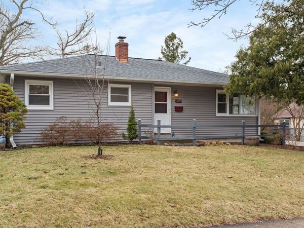 470 Woodside Terrace, Madison, WI 53711