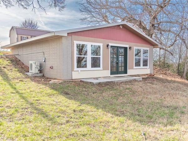 15834 281 Highway, Lead Hill, AR 72644