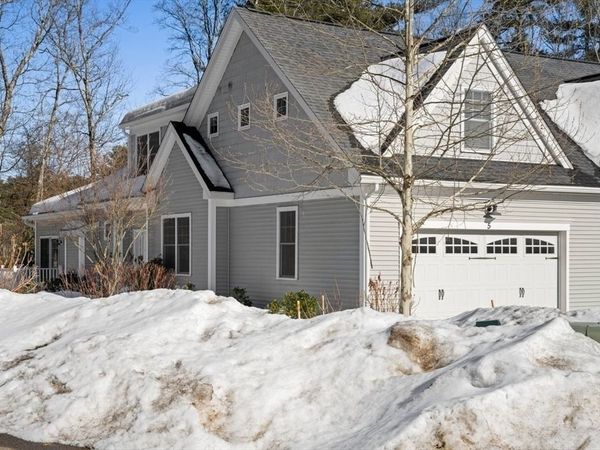 5 N. Pond Way, Unit 28, Hopkinton, MA 01748