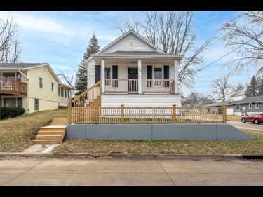 2503 Glenn Street , Bettendorf, IA 52722