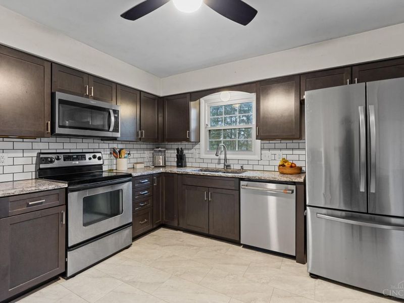 1954 Heidelberg Drive, Loveland, OH 45140 Photo 10