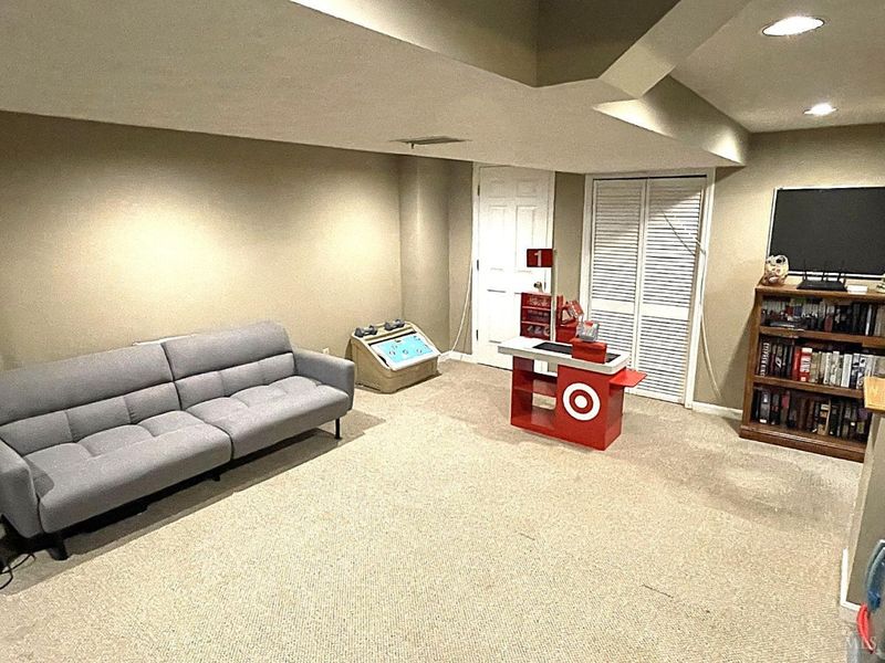 5647 North Glen Road, Green Township, OH 45248 Photo 24