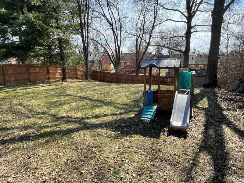 5647 North Glen Road, Green Township, OH 45248 Photo 33