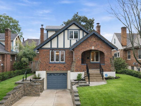 3327 De Forest Drive, Cincinnati, OH 45209