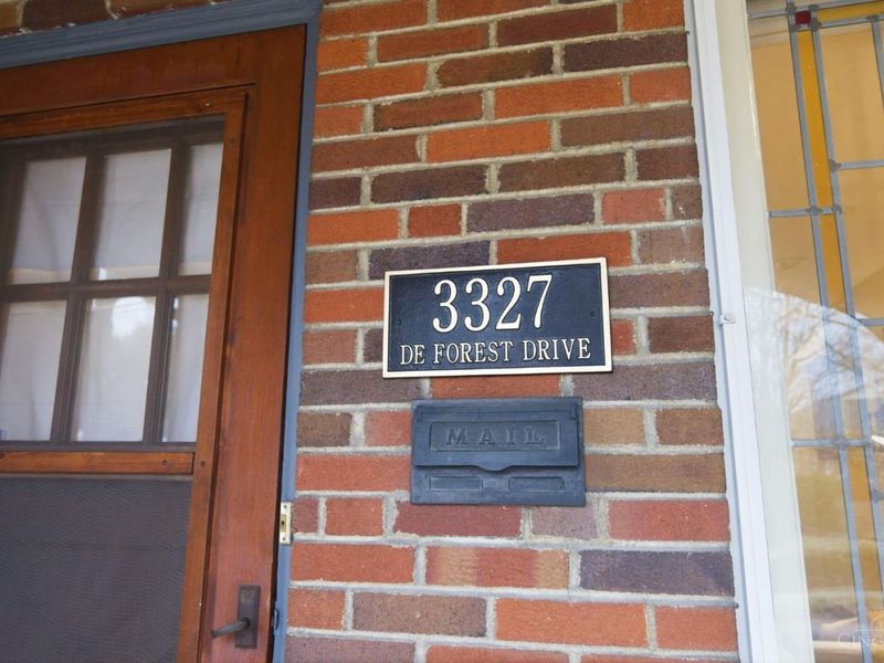 3327 De Forest Drive, Cincinnati, OH 45209 Photo 2