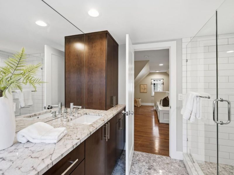 3327 De Forest Drive, Cincinnati, OH 45209 Photo 35