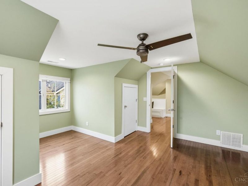 3327 De Forest Drive, Cincinnati, OH 45209 Photo 37