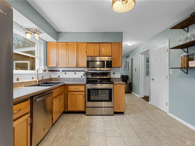 1662 Hilltree Drive, Anderson Township, OH 45255 Photo 12