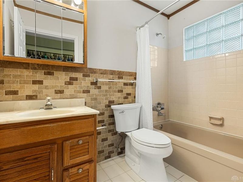 1662 Hilltree Drive, Anderson Township, OH 45255 Photo 24