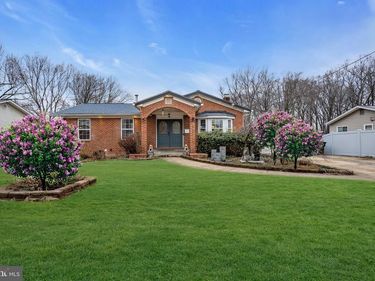 7839 HERITAGE DRIVE, ANNANDALE, VA 22003