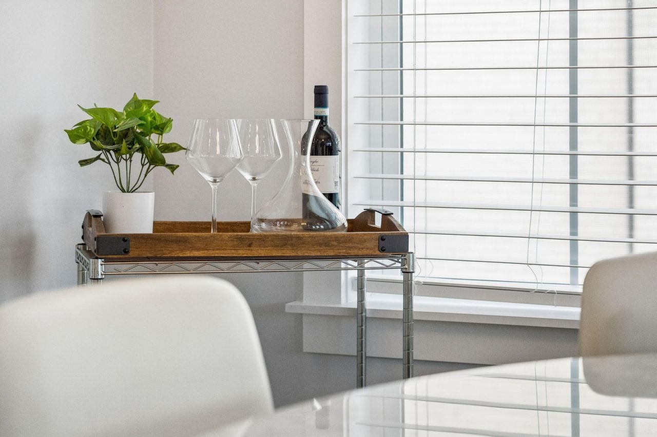 1570 Hancock Street Photo 12