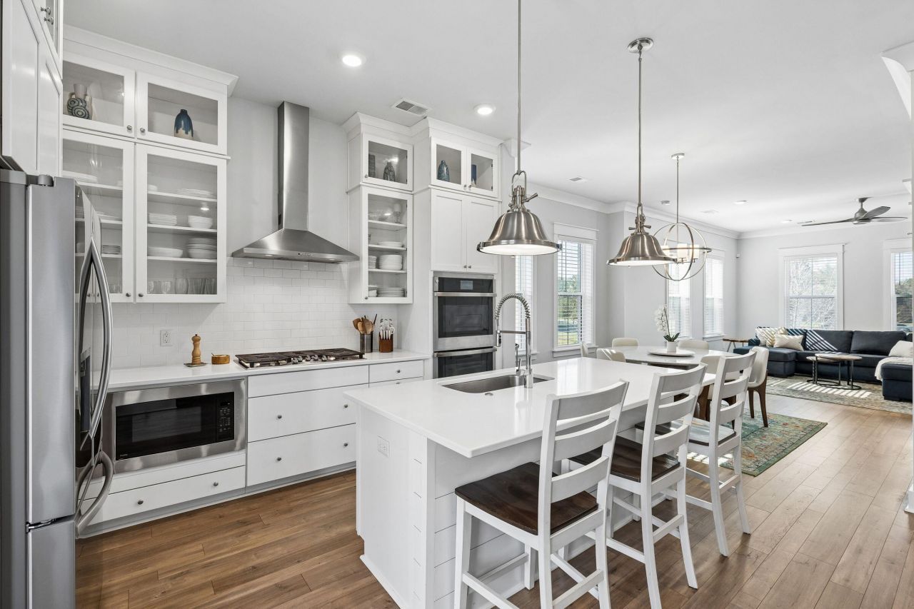 1570 Hancock Street Photo 16