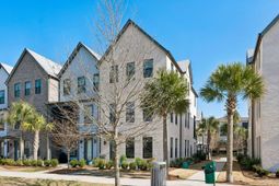 1570 Hancock Street photo 4