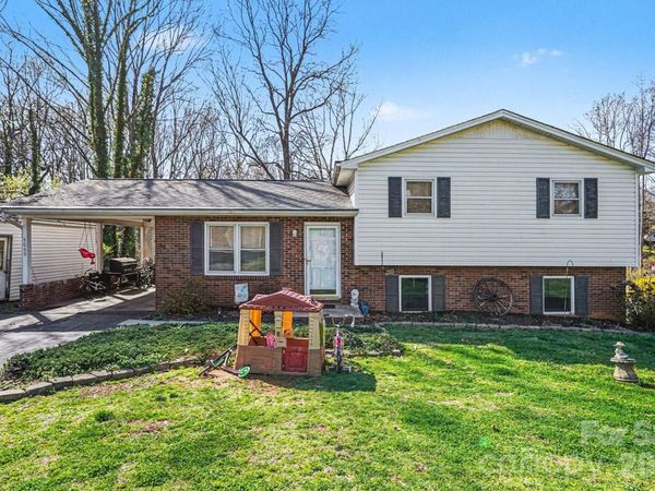 5069 W Piedmont Circle, Conover, NC 28613