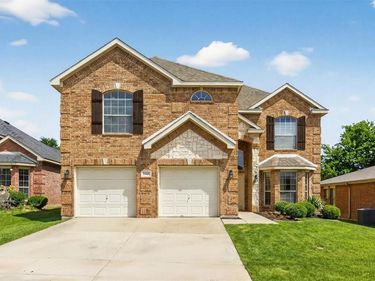 5808 Fathom Drive, Fort Worth, TX 76135