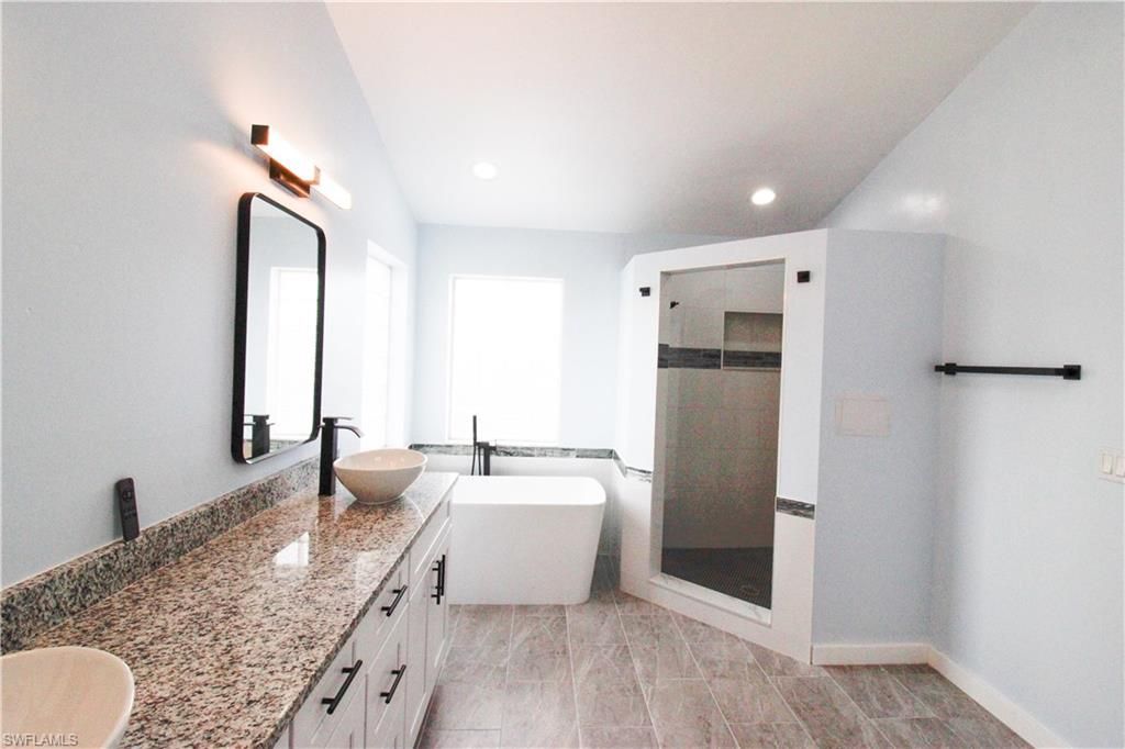 428 SW 19th Ave , Cape Coral, FL 33991 Photo