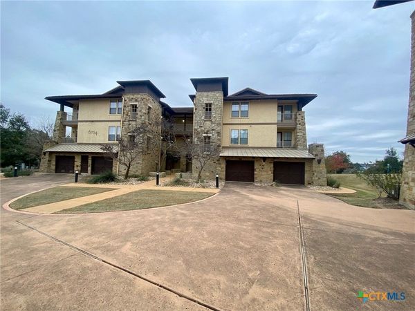 6704 Lantern View Drive , Unit 102, Jonestown, TX 78645