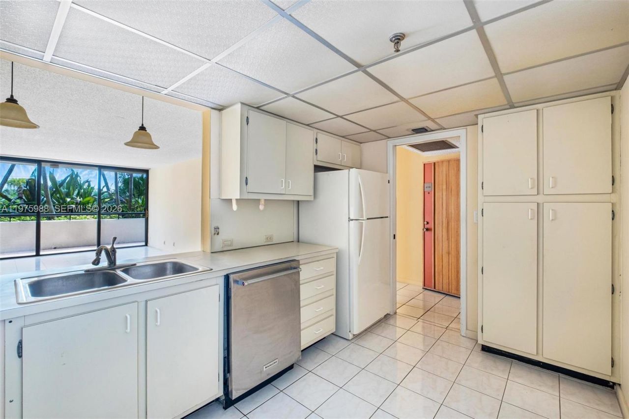 170 Ocean Lane Dr , Unit 310, Key Biscayne, FL 33149 Photo