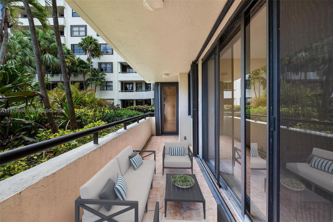 170 Ocean Lane Dr , Unit 310, Key Biscayne, FL 33149 Photo