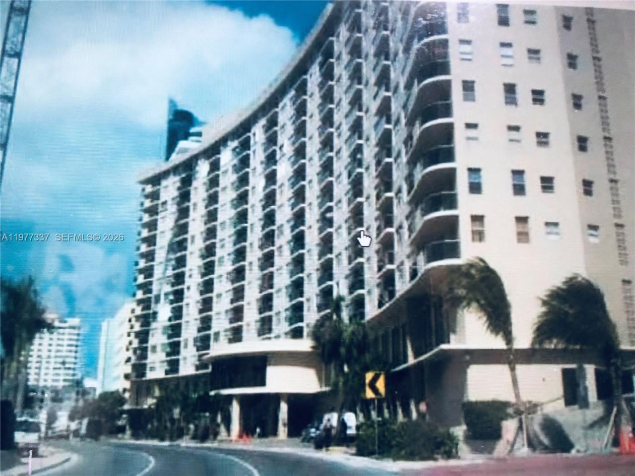 6039 Collins Ave , Unit 829, Miami Beach, FL 33140 Photo