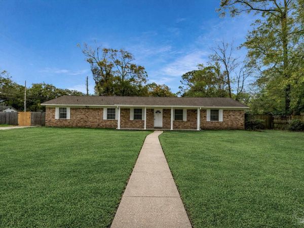 8090 Tippin Ave, Pensacola, FL 32514