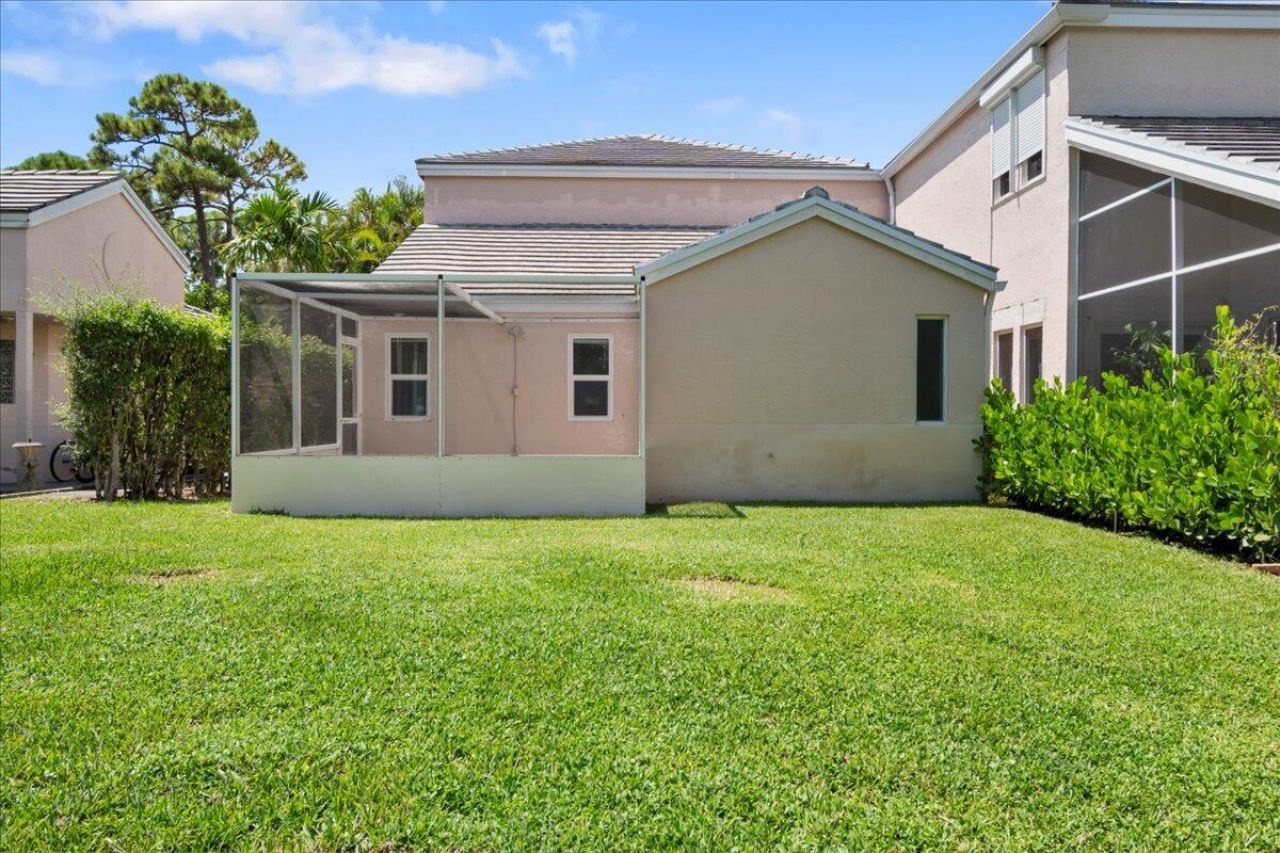 1007 Island Manor Drive, Greenacres, FL 33413 Photo