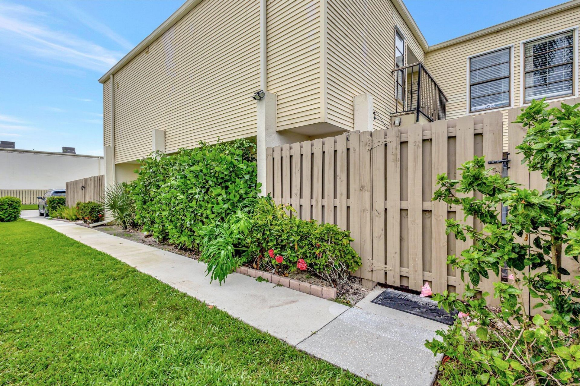 1586 Shaker Circle, Wellington, FL 33414 Photo