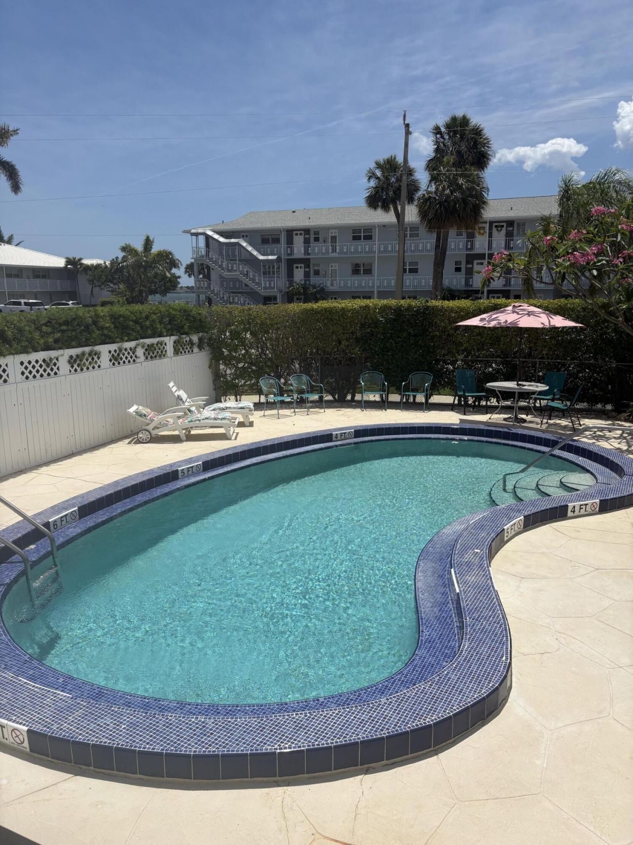 117 Lehane Terrace, Unit 210, North Palm Beach, FL 33408 Photo