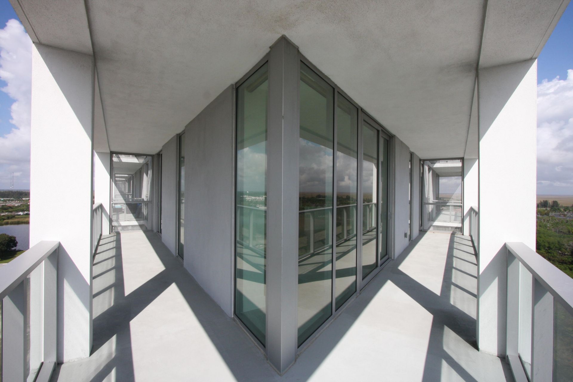 2000 Metropica Way, Unit 1609, Sunrise, FL 33323 Photo