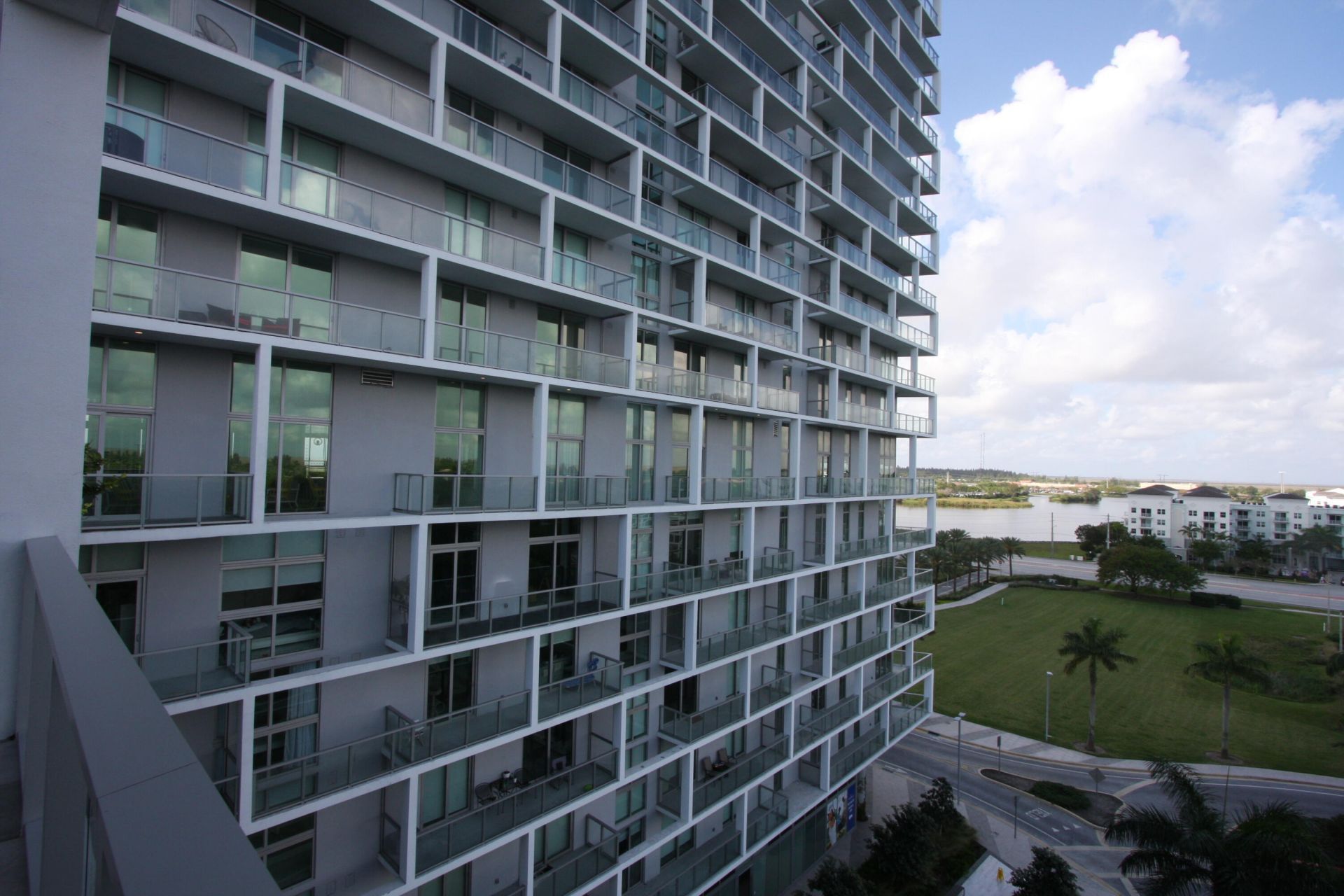 2000 Metropica Way, Unit 1609, Sunrise, FL 33323 Photo